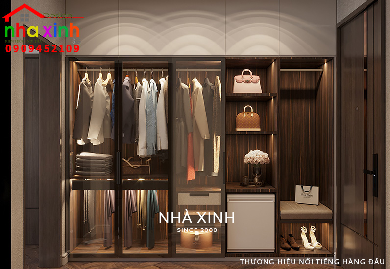 Khu vực phòng thay quần áo với cách bố trí hệ tủ kính tiện nghi
